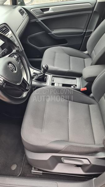 Volkswagen Golf 7 1.6TDI BLUEMOTION
