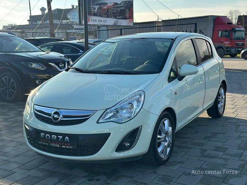 Opel Corsa D 126 000 k m