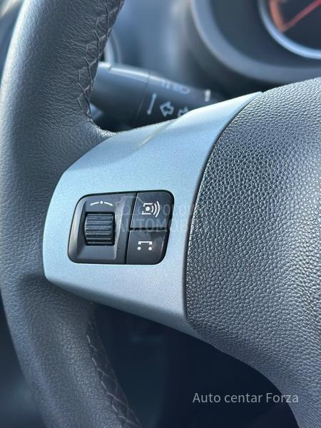 Opel Corsa D 126 000 k m