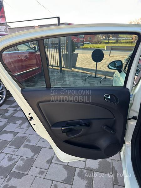 Opel Corsa D 126 000 k m