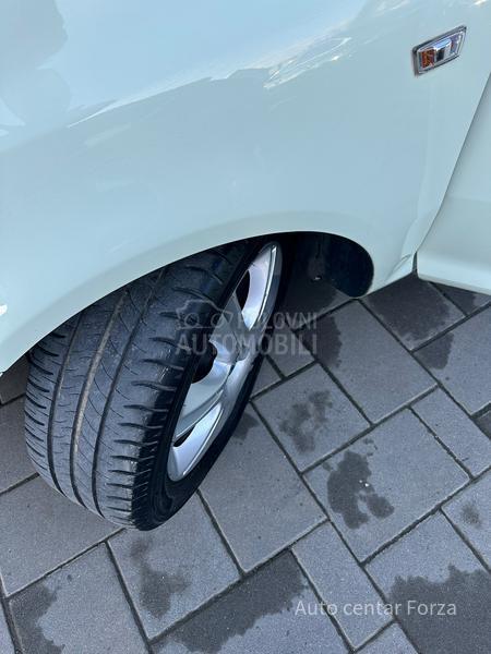 Opel Corsa D 126 000 k m