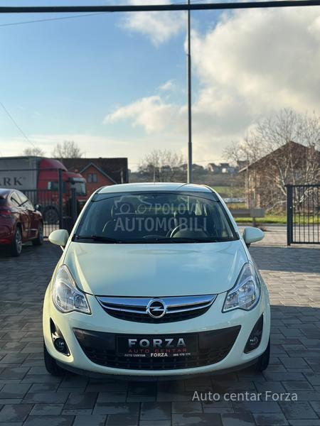 Opel Corsa D 126 000 k m