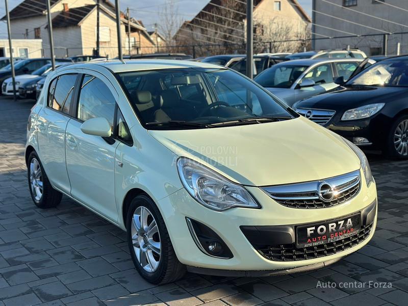 Opel Corsa D 126 000 k m