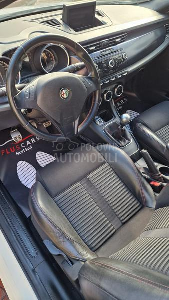 Alfa Romeo Giulietta 1.4       OCUVAN