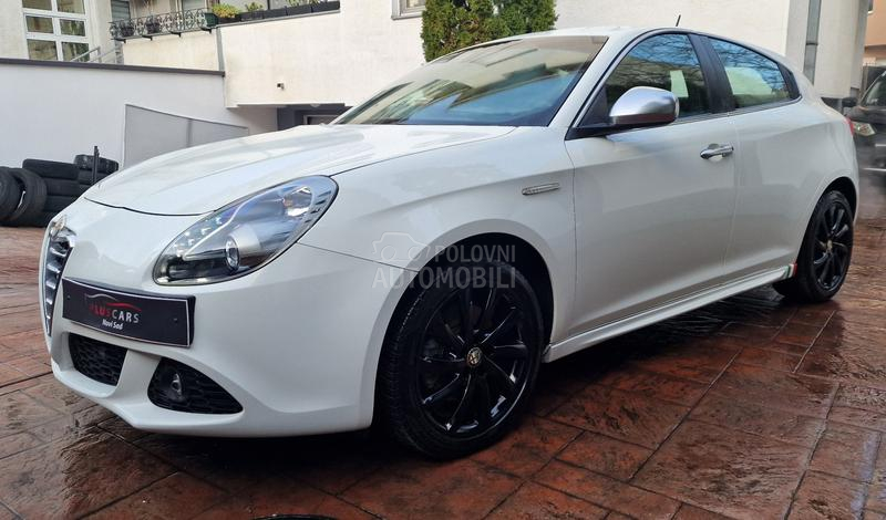 Alfa Romeo Giulietta 1.4       OCUVAN