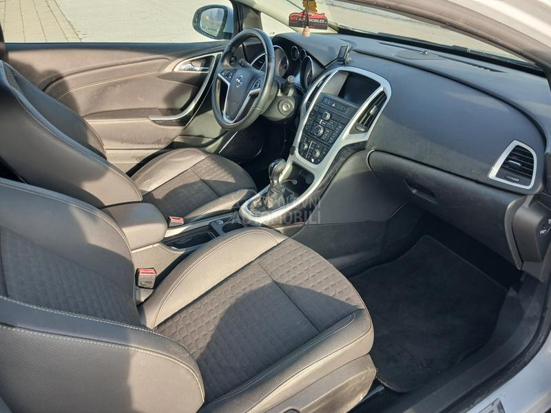 Opel Astra J gtc 180 konja