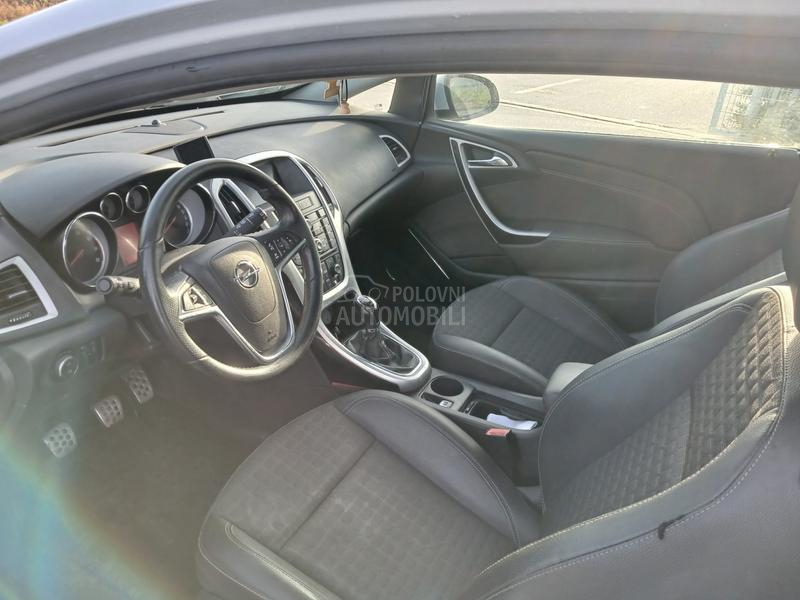 Opel Astra J gtc 180 konja