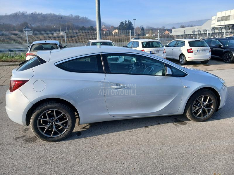 Opel Astra J gtc 180 konja