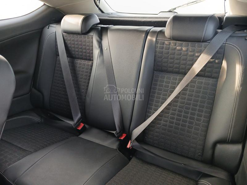 Opel Astra J gtc 180 konja