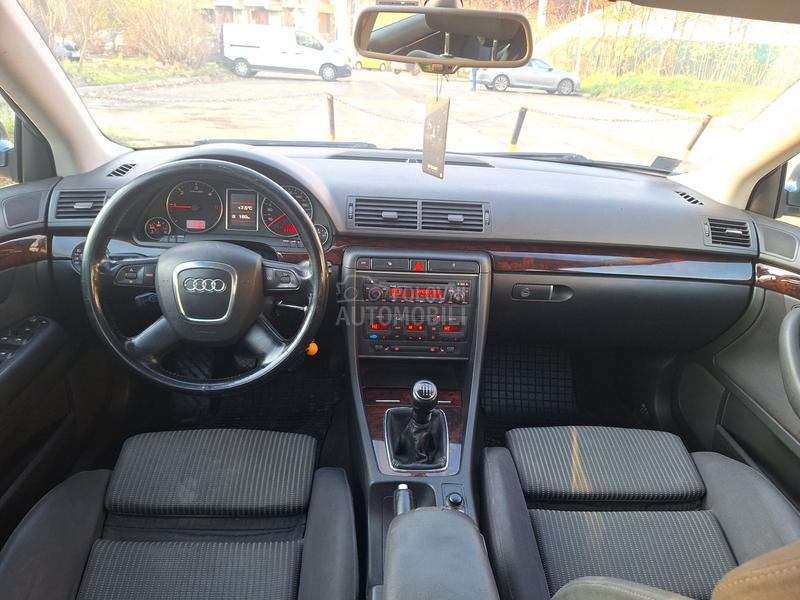 Audi A4 A4 B7 2.0 TDI S Line