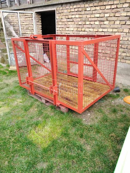 IMT Korpa za Traktor