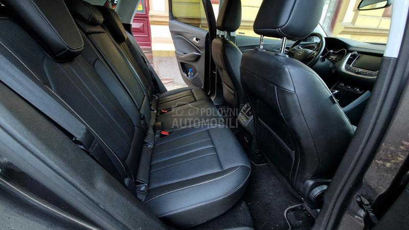 Opel Grandland X INOVATION BUSINESS
