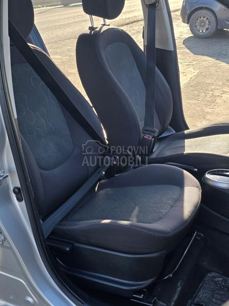 Hyundai i20 AUTOMA//SIBER