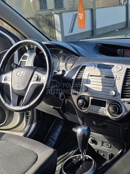 Hyundai i20 AUTOMA//SIBER