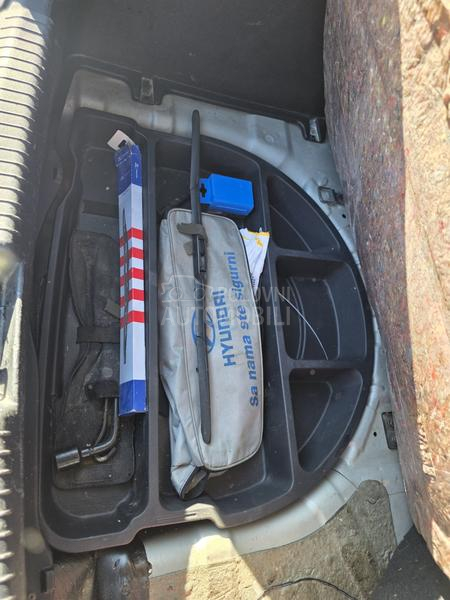 Hyundai i20 AUTOMA//SIBER