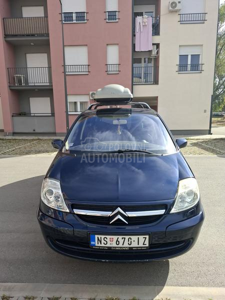 Citroen C8 