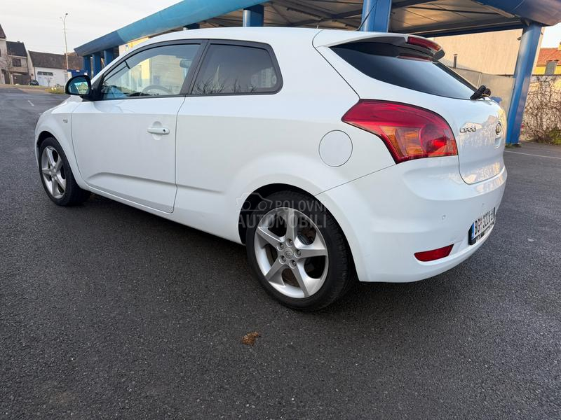 Kia cee`d 