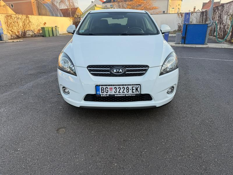 Kia cee`d 