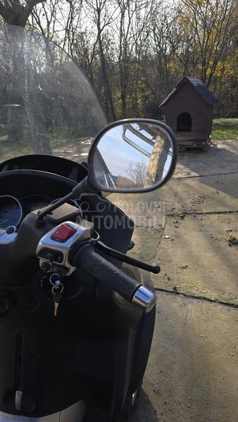 Piaggio mp3 , B kategorija