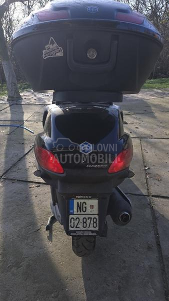 Piaggio mp3 , B kategorija