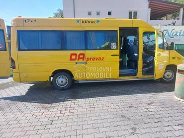 Mercedes Benz 313 cdi sa 18 sed