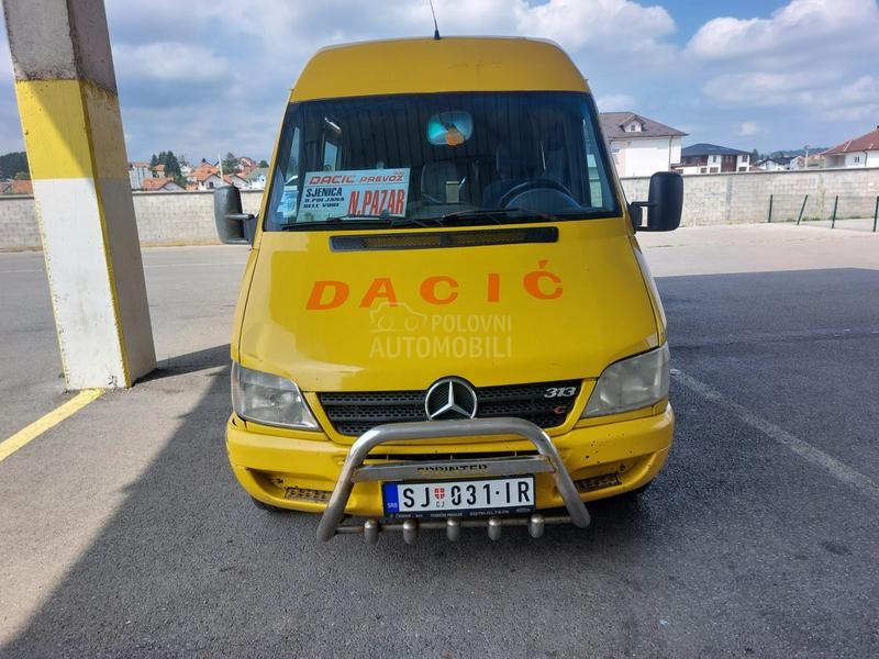 Mercedes Benz 313 cdi sa 18 sed