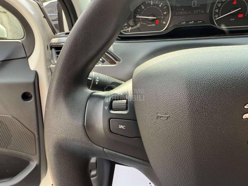 Peugeot 208 1.5 Hdi