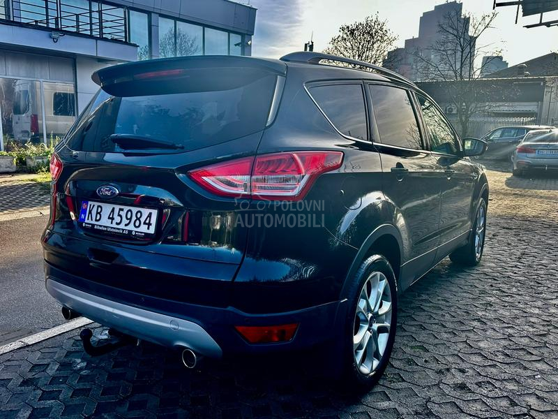 Ford Kuga 2.0 4x4 TITANIUM