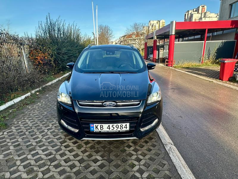 Ford Kuga 2.0 4x4 TITANIUM