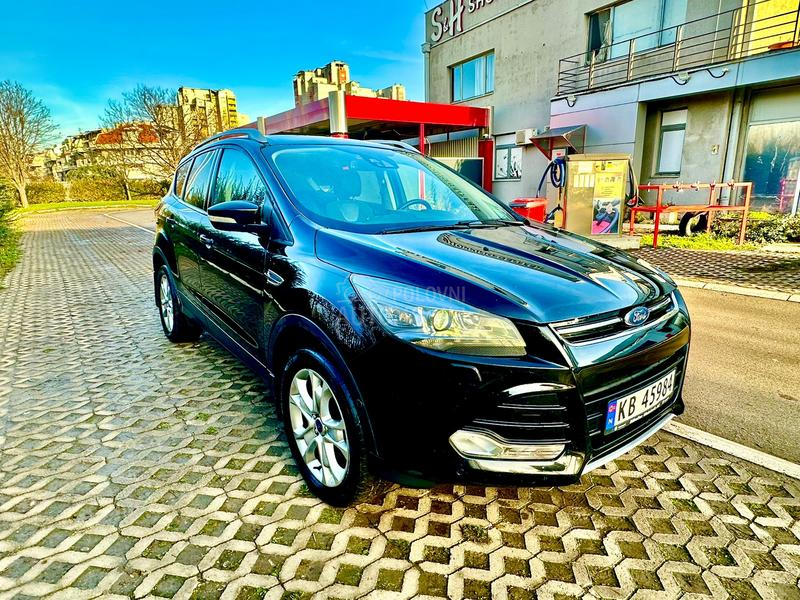 Ford Kuga 2.0 4x4 TITANIUM