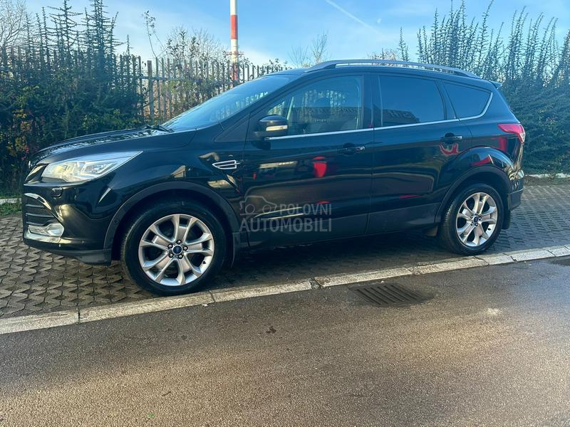 Ford Kuga 2.0 4x4 TITANIUM