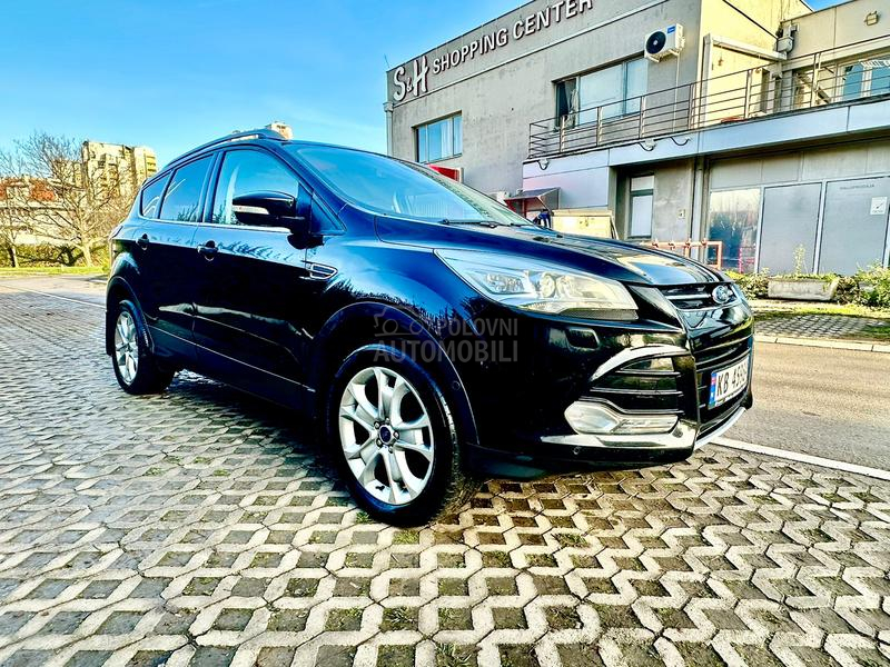 Ford Kuga 2.0 4x4 TITANIUM