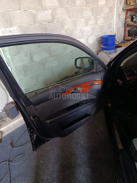 Mercedes Benz E 220 w211