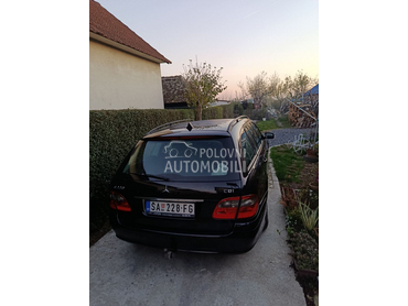 Mercedes Benz E 220 w211