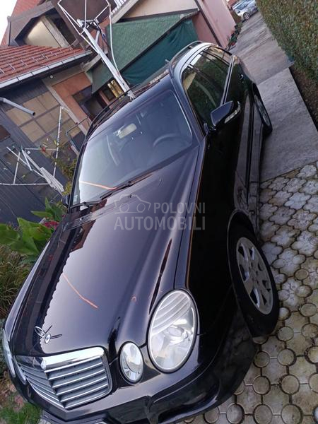 Mercedes Benz E 220 w211