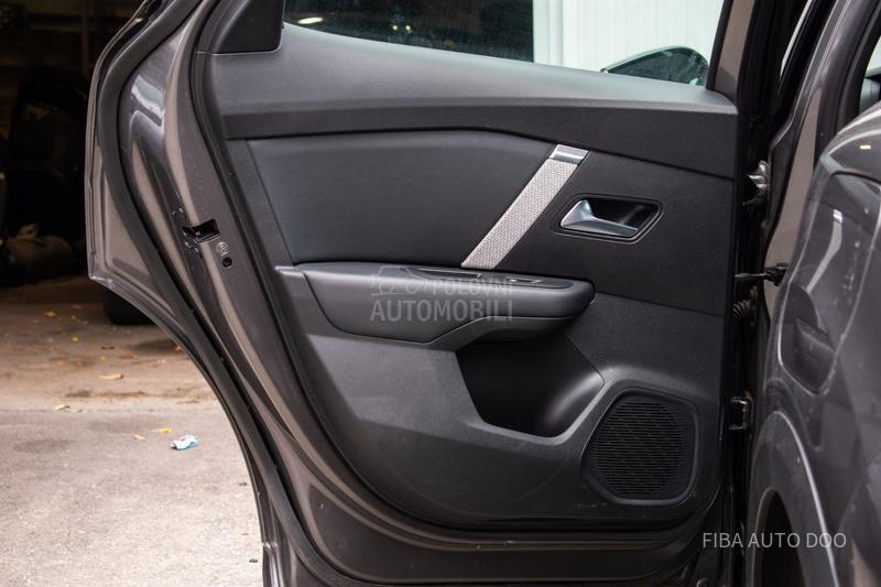 Citroen C4 1.2 HEAD UP LED