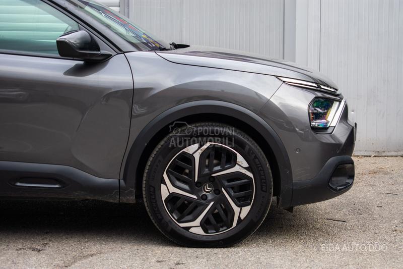 Citroen C4 1.2 HEAD UP LED