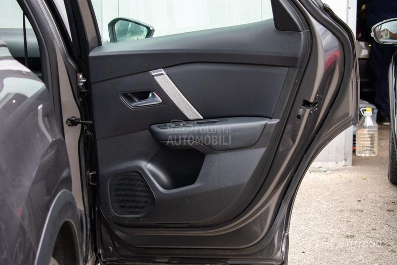 Citroen C4 1.2 HEAD UP LED