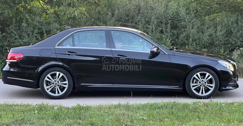 Mercedes Benz E 220 IZUZETNO STANJE