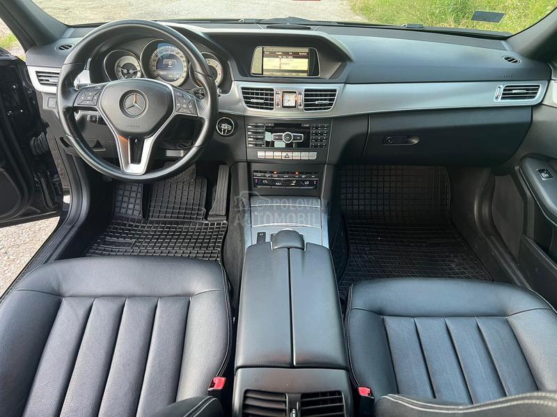 Mercedes Benz E 220 IZUZETNO STANJE
