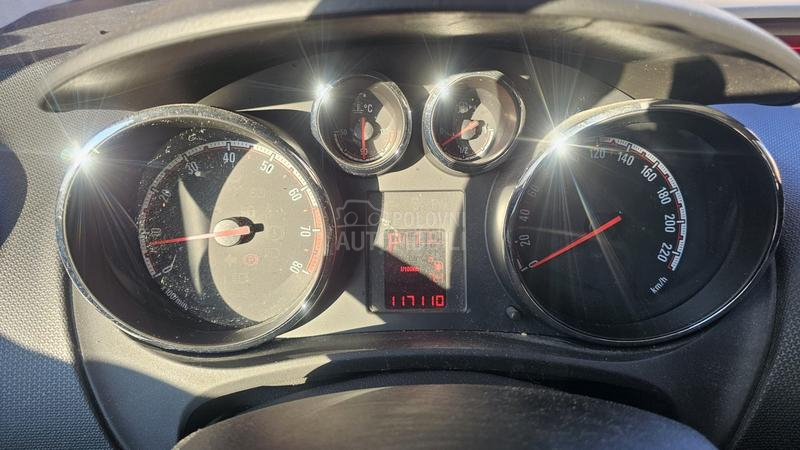 Opel Meriva 1.4 Turbo