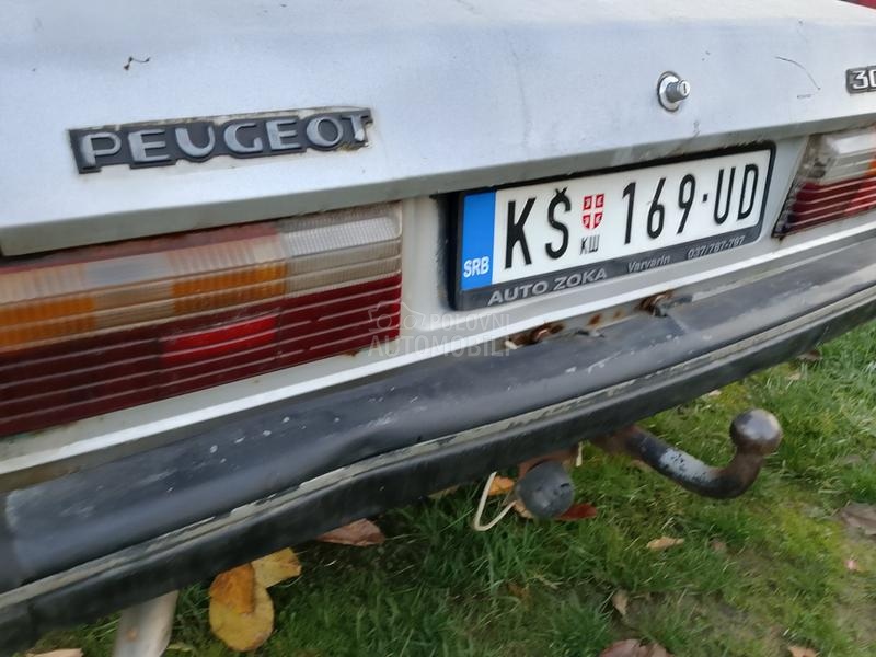Peugeot 305 b