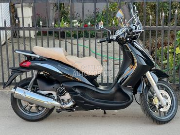 Piaggio Beverly Cruiser 500ie NOV