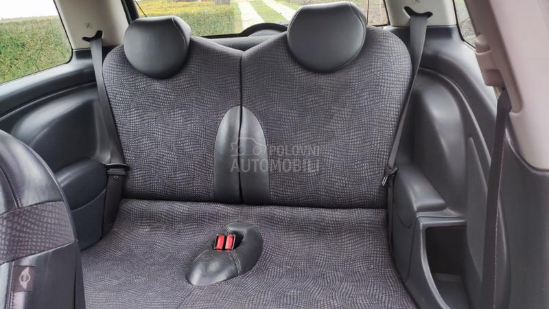 MINI Cooper 1.6