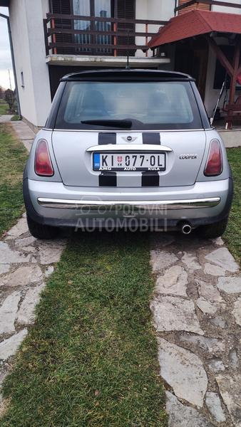 MINI Cooper 1.6