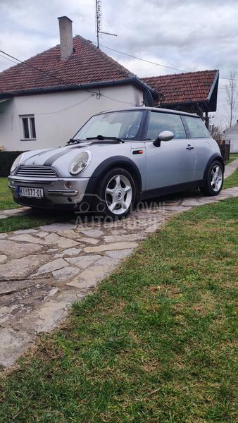 MINI Cooper 1.6