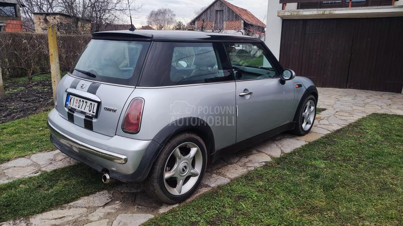 MINI Cooper 1.6