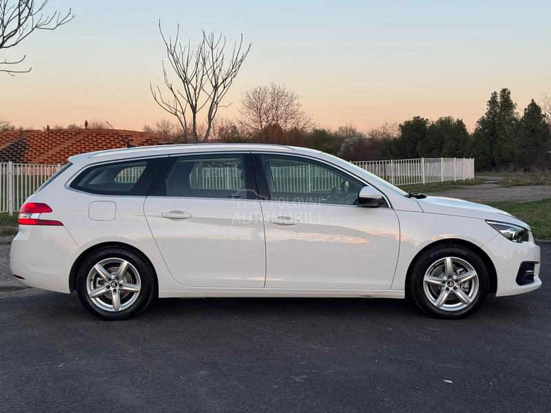 Peugeot 308 ALLURE 1.5 PERFECTAN