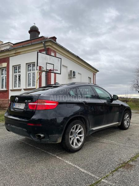 BMW X6 TERETNO VOZILO