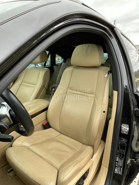 BMW X6 TERETNO VOZILO